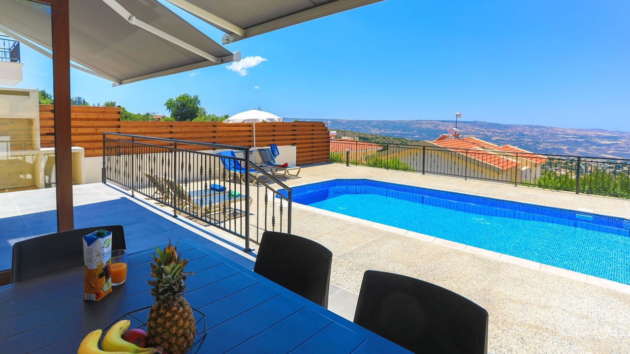 Photo of Outdoor in Meladeia