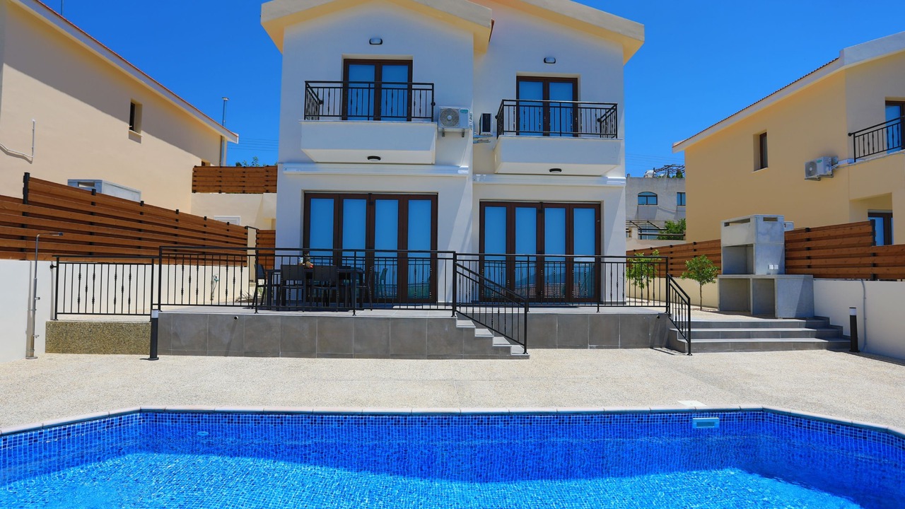 Photo of Outdoor in Meladeia