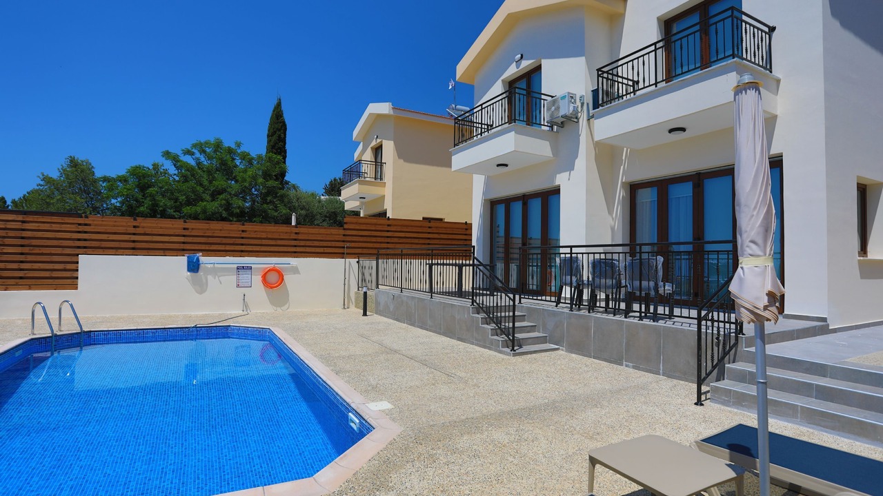 Photo of Outdoor in Meladeia