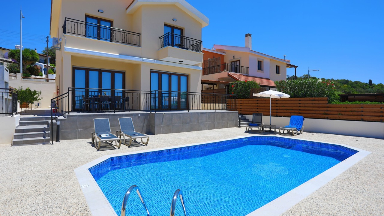 Photo of Outdoor in Meladeia