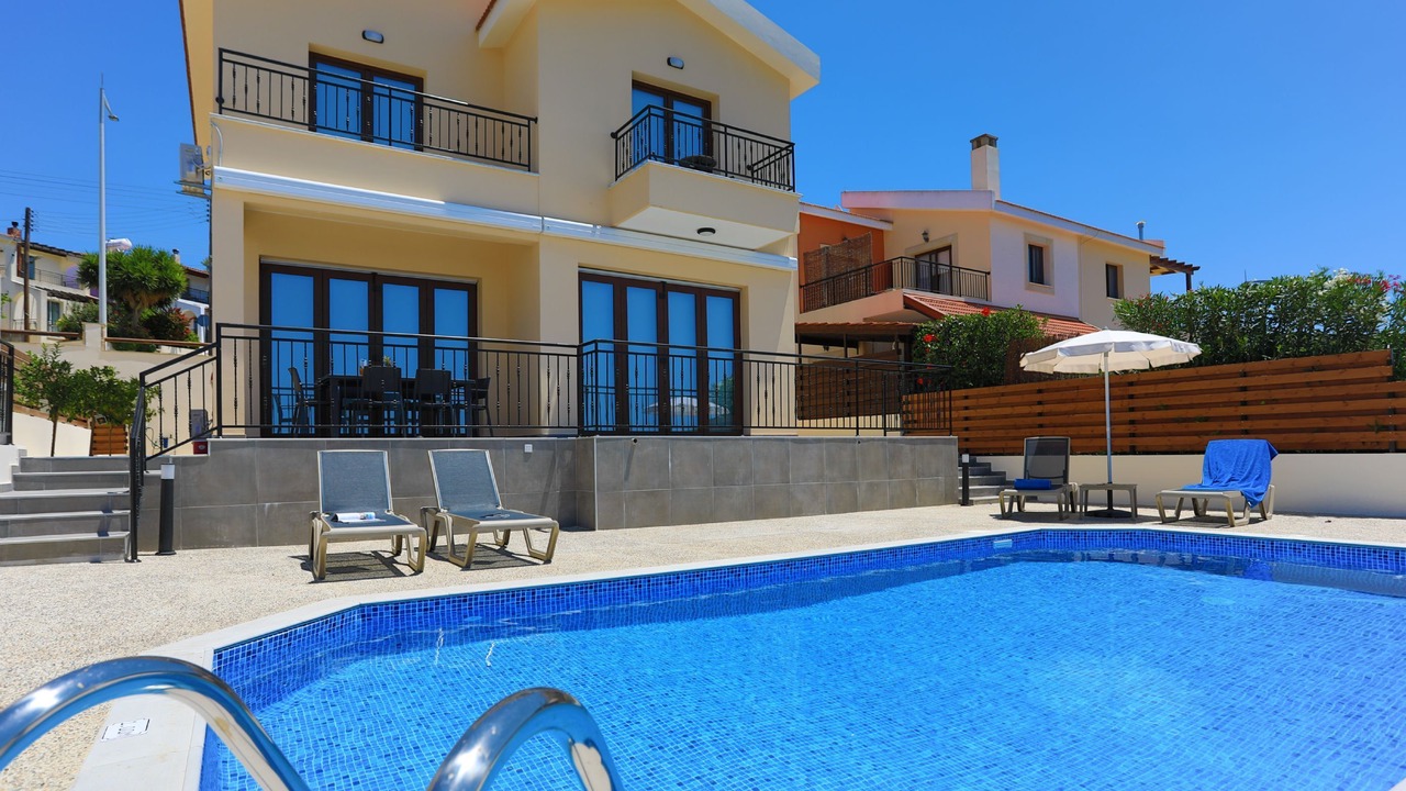 Photo of Outdoor in Meladeia