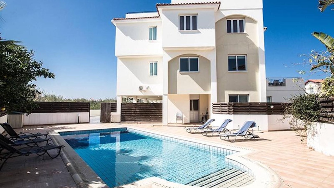 Photo of Outdoor in Pernera