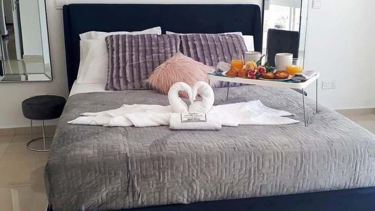 Photo of Bedroom in Peyia Town