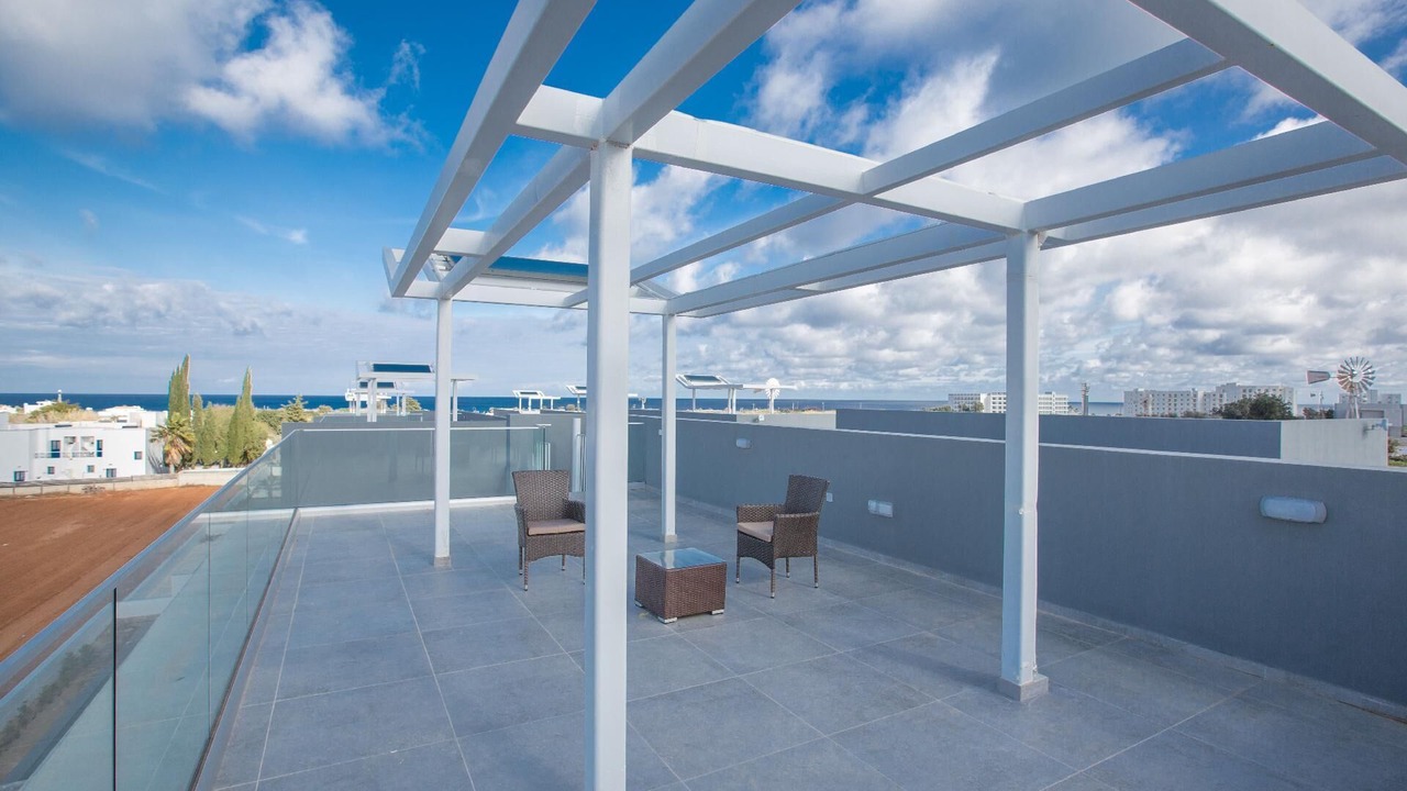Photo of Patio Balcony in Pernera