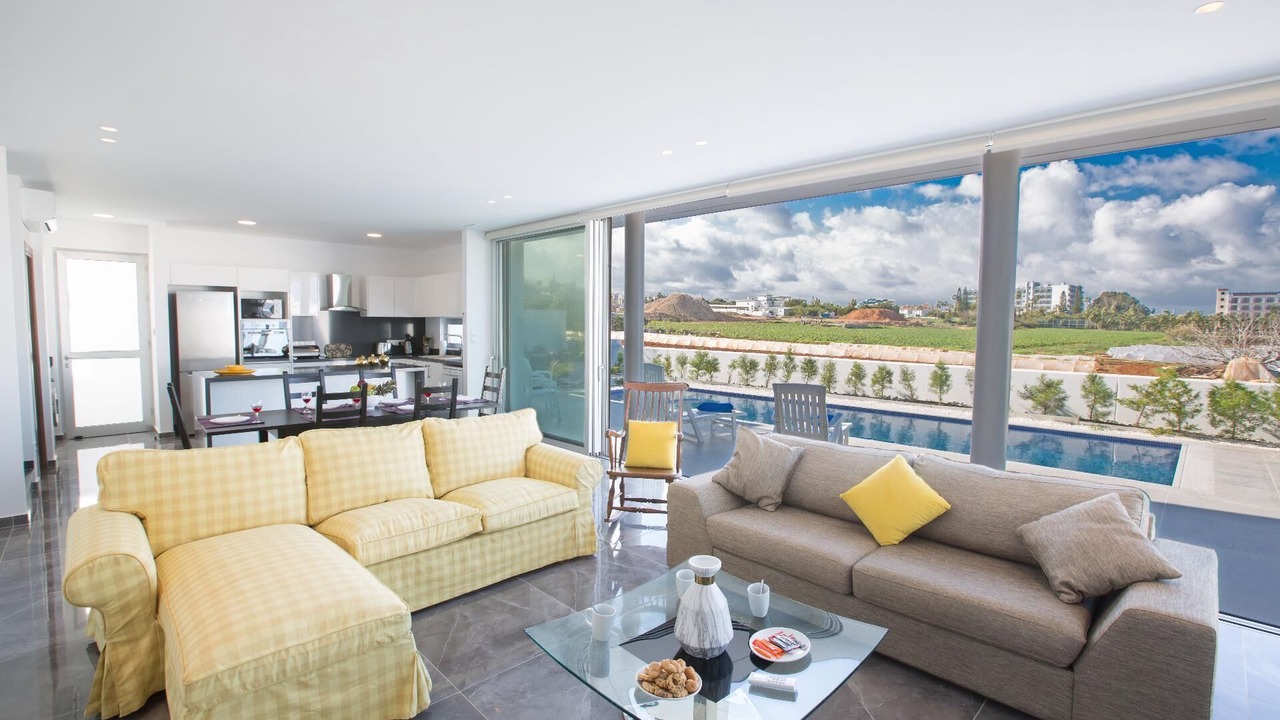 Photo of Livingroom in Pernera
