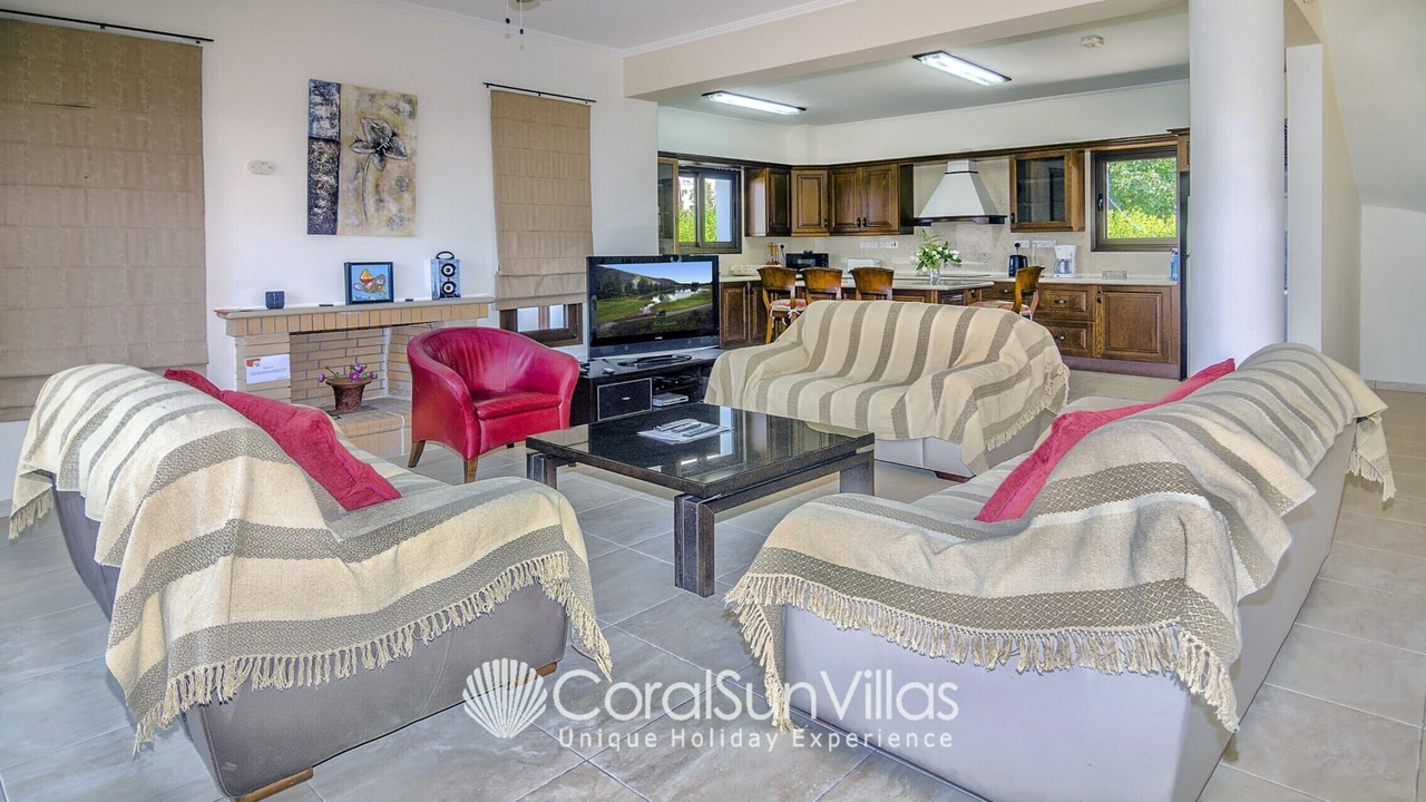 Photo of Livingroom in Argaka