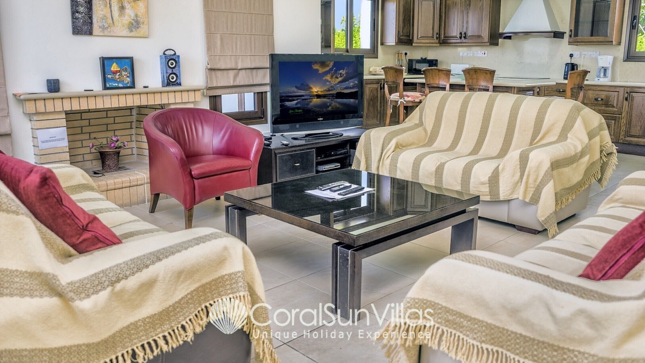 Photo of Livingroom in Argaka