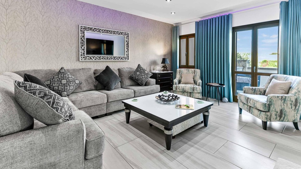 Photo of Livingroom in Aphrodite Hills