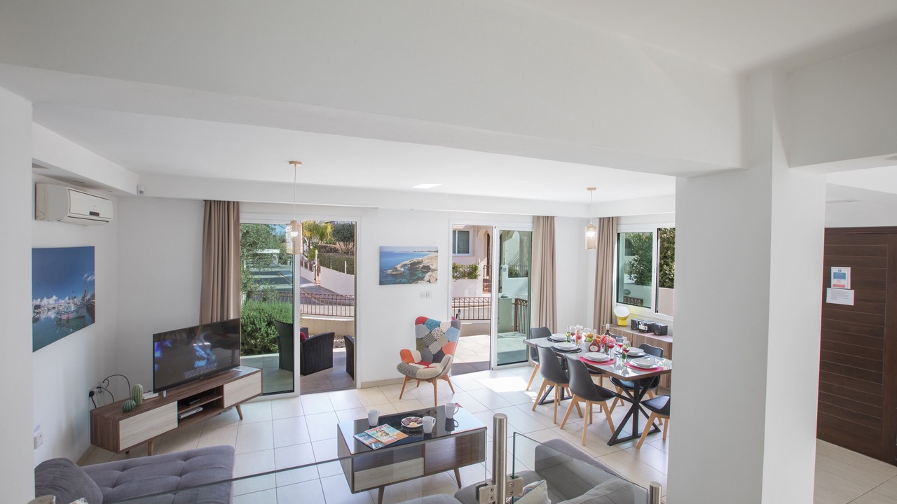 Photo of Livingroom in Pernera