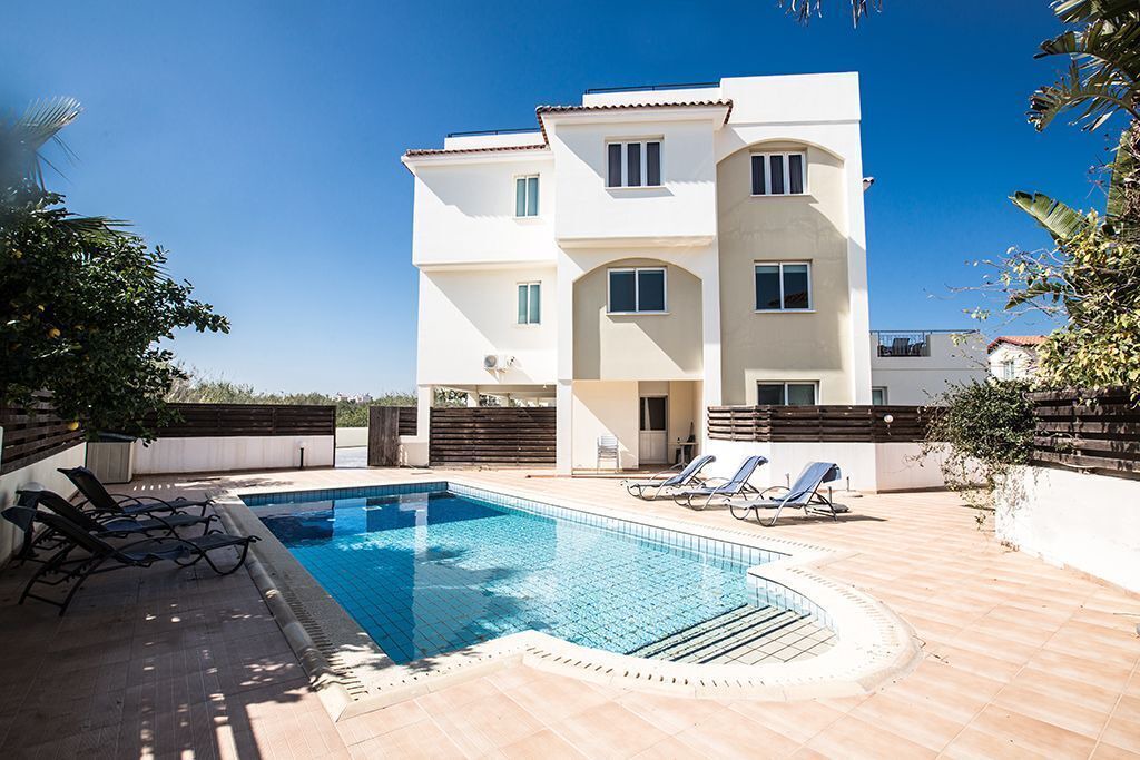 Photo of Outdoor in Pernera