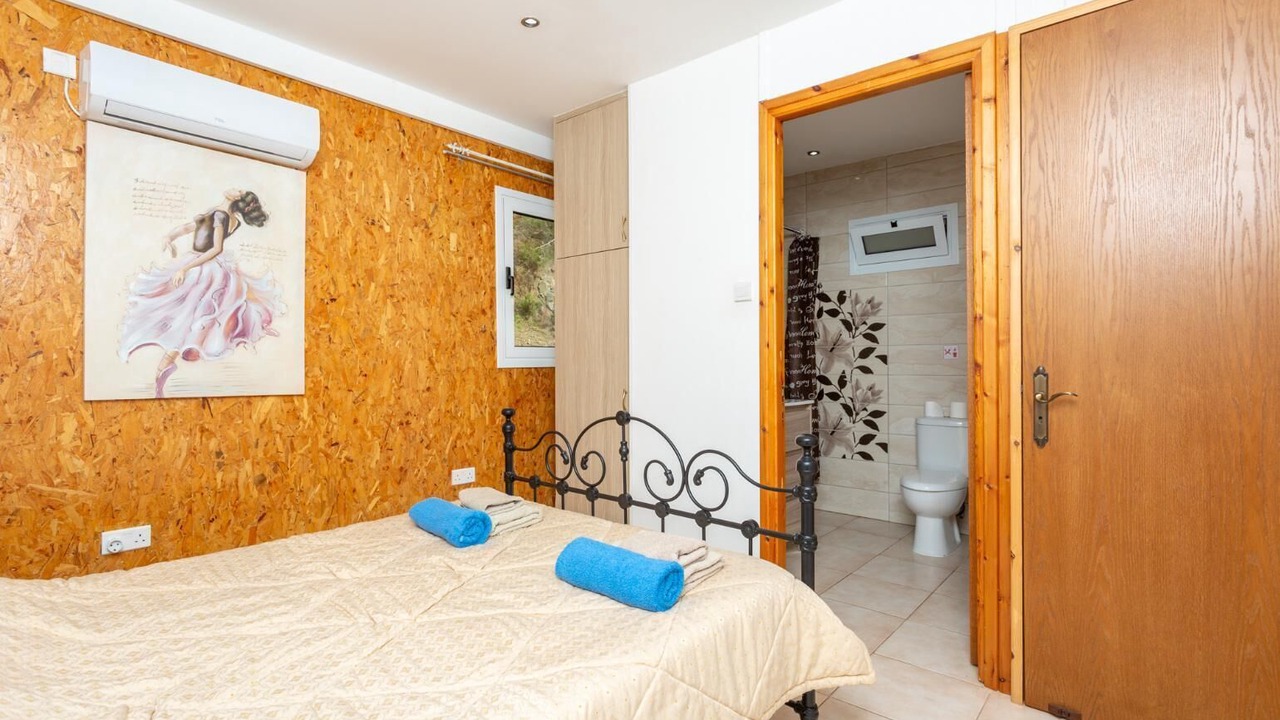 Photo of Bathroom in Latchi