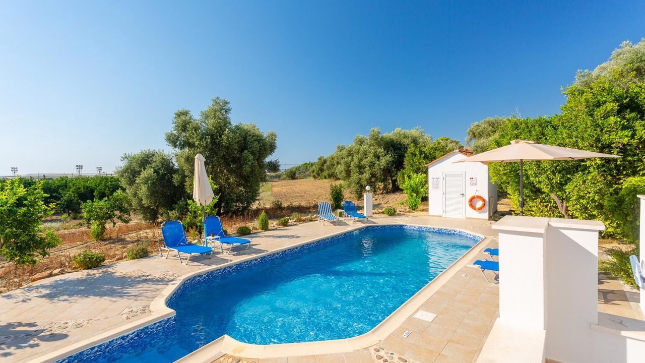 Photo of Outdoor in Polis