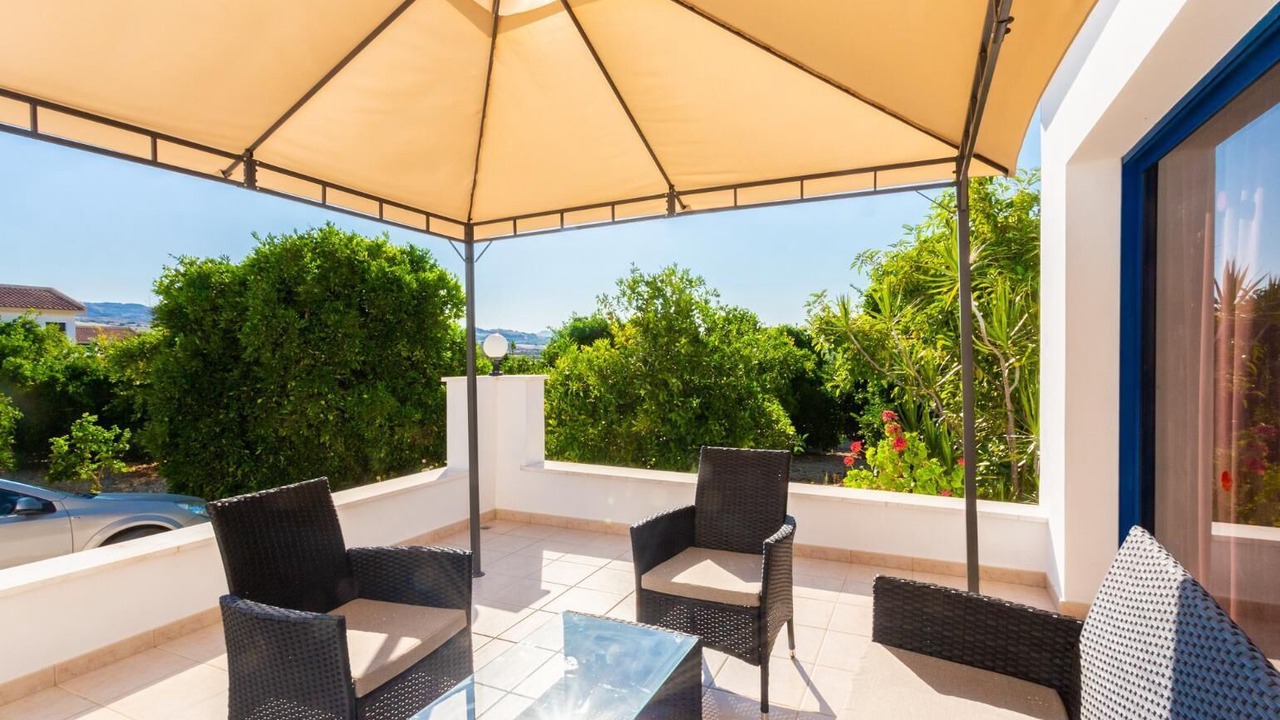 Photo of Outdoor in Polis