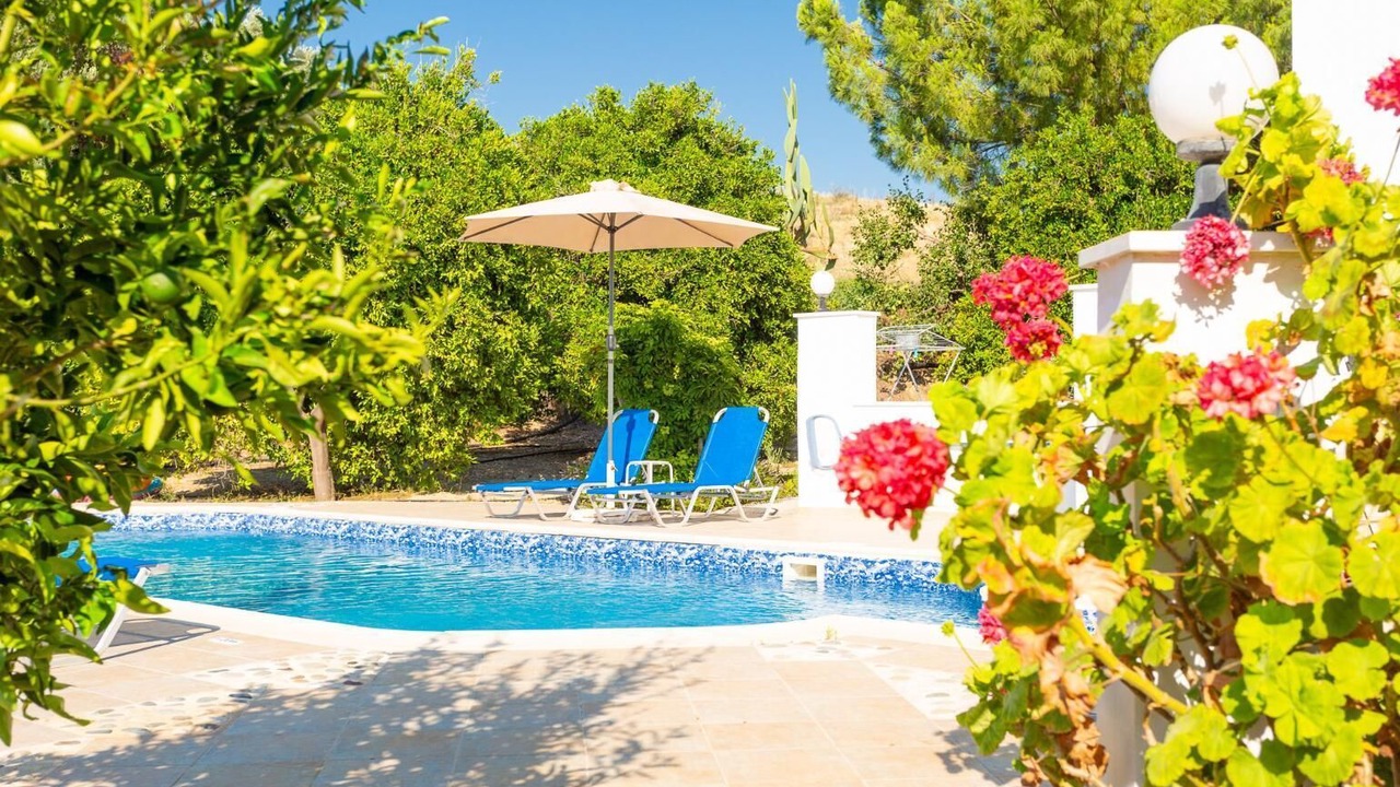 Photo of Outdoor in Polis