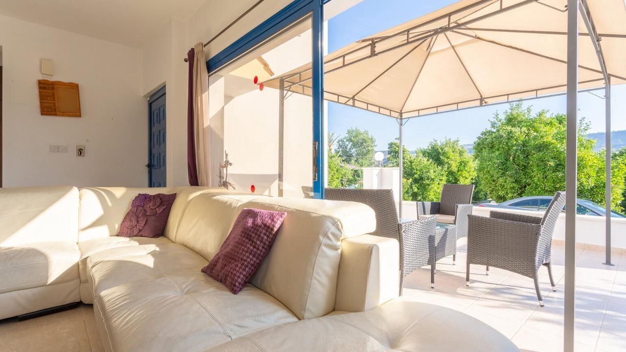 Photo of Bedroom in Polis