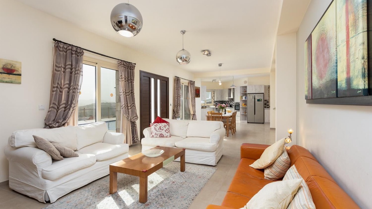Photo of Bedroom in Pano Arodhes