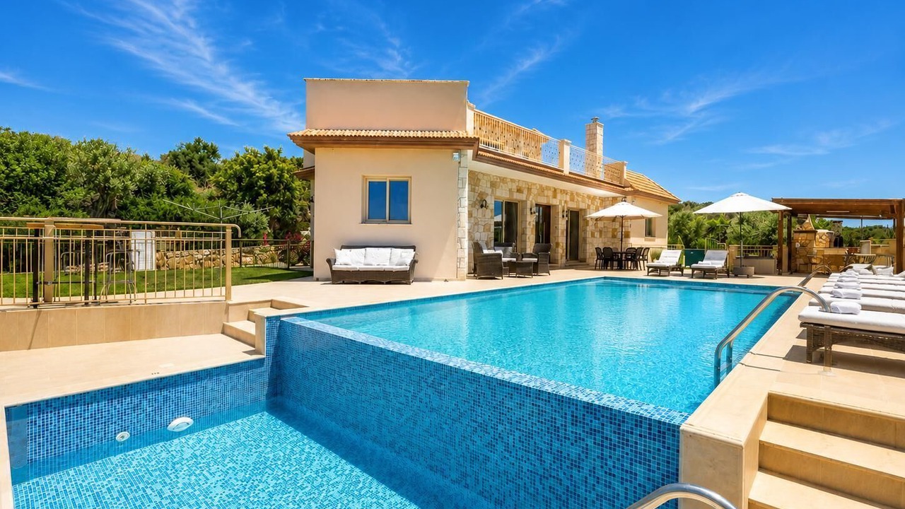 Photo of Outdoor in Pano Arodhes
