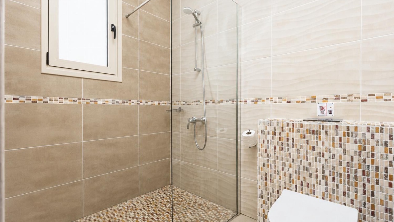 Photo of Bathroom in Pano Arodhes