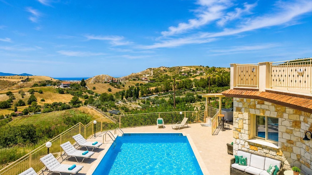 Photo of Outdoor in Pano Arodhes