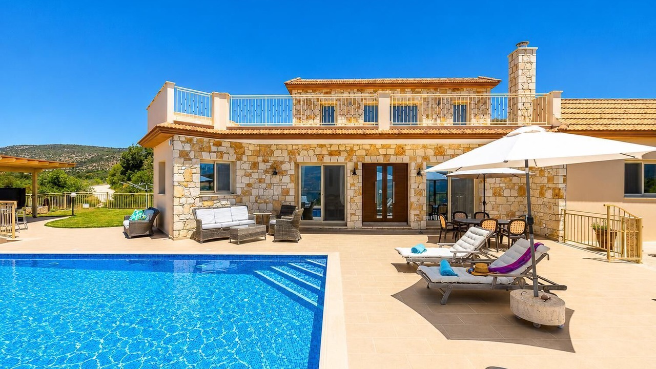 Photo of Outdoor in Pano Arodhes