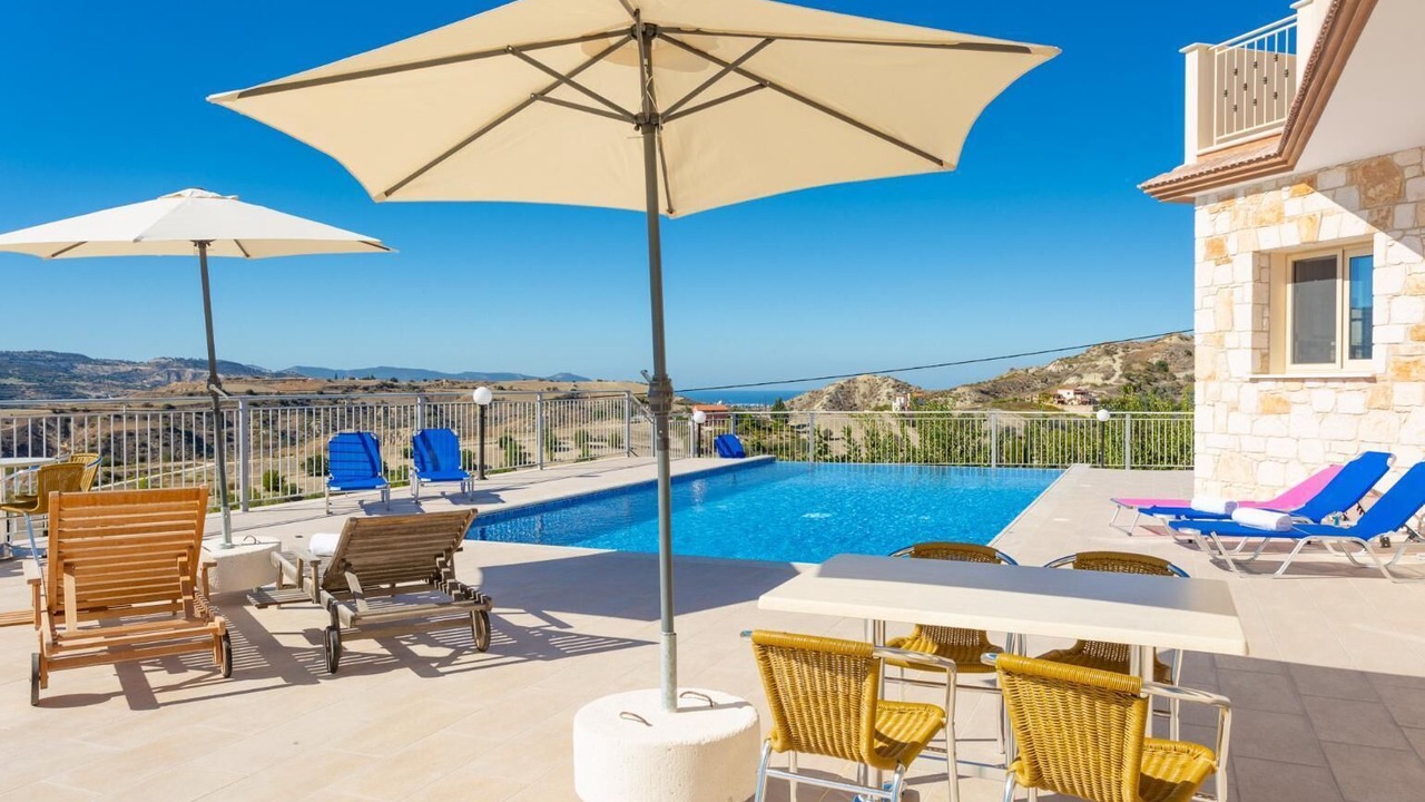 Photo of Outdoor in Pano Arodhes
