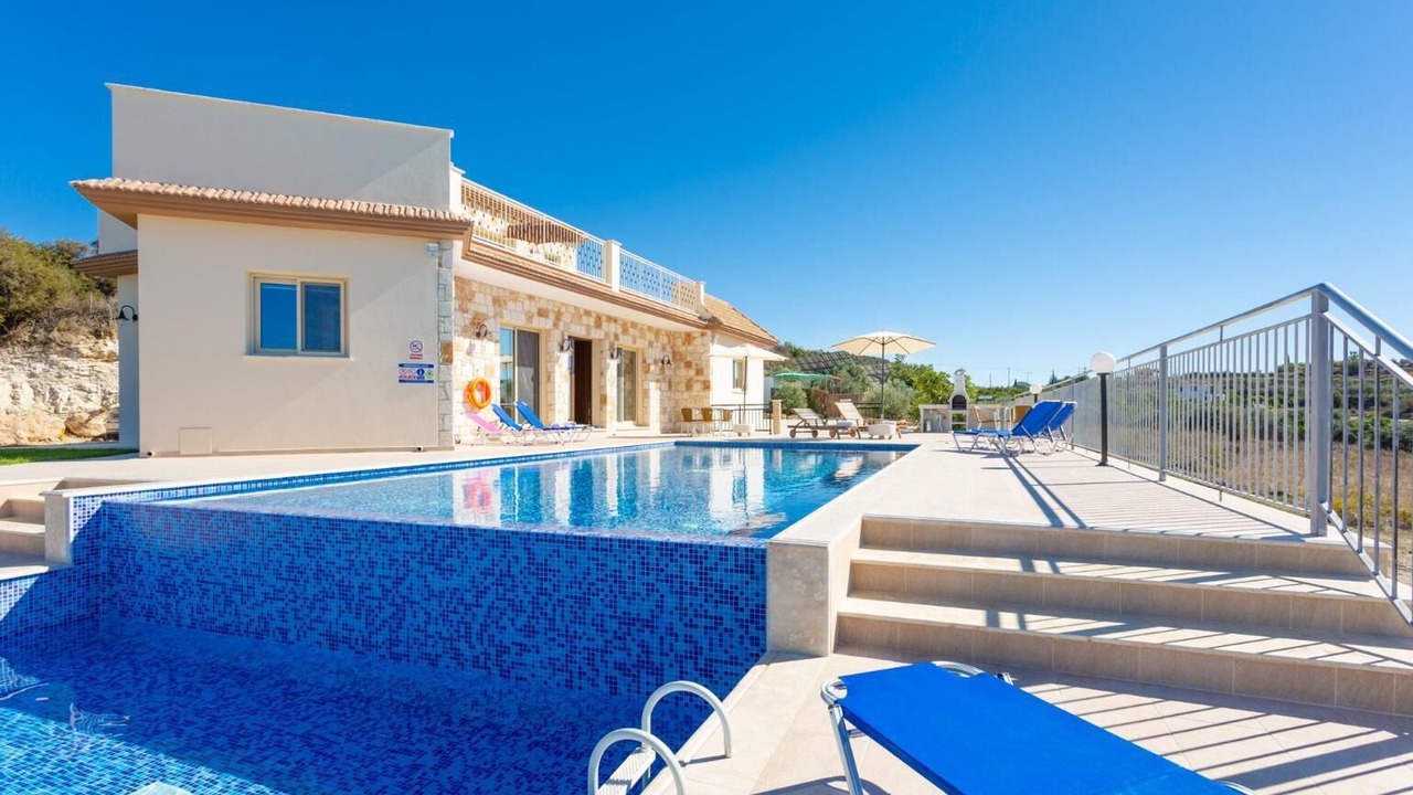 Photo of Outdoor in Pano Arodhes