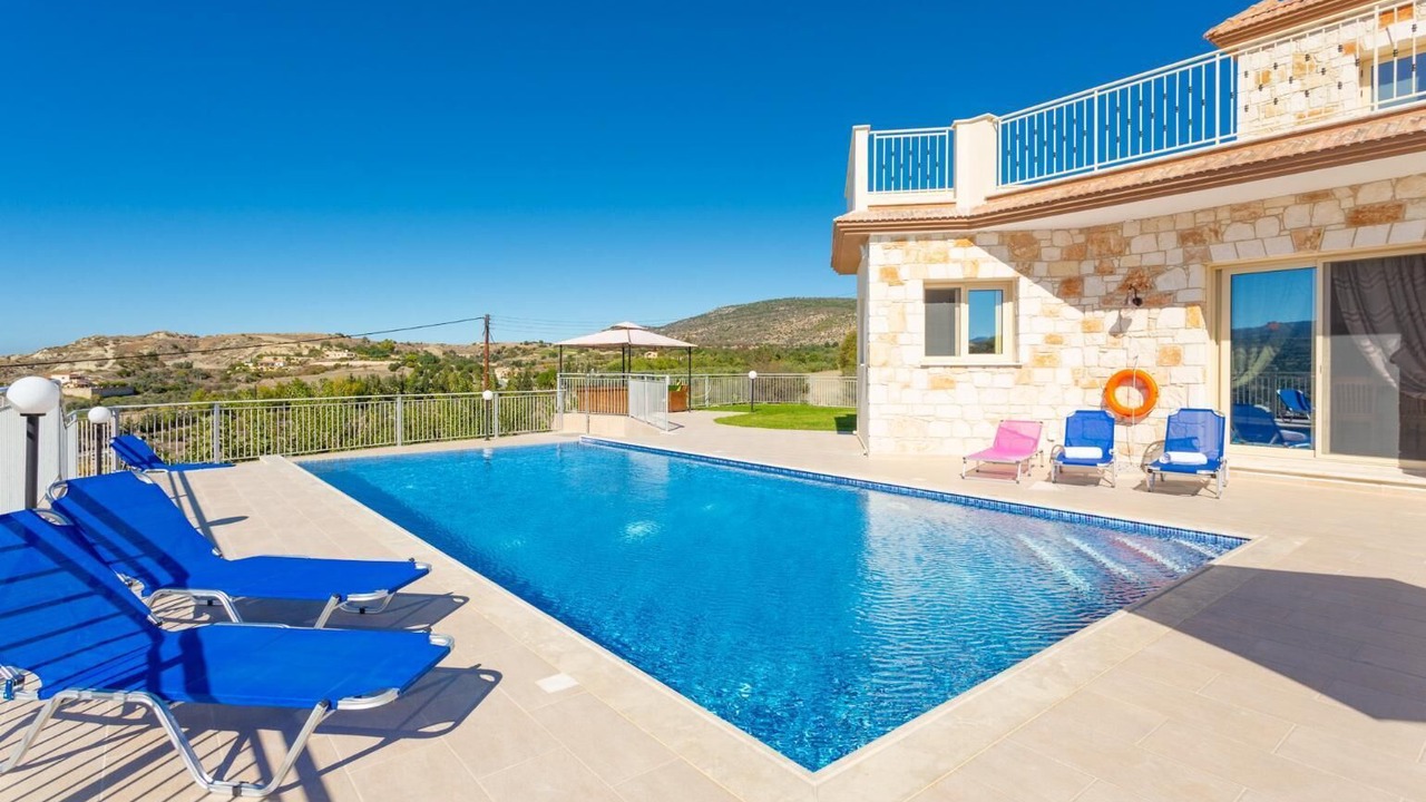 Photo of Outdoor in Pano Arodhes
