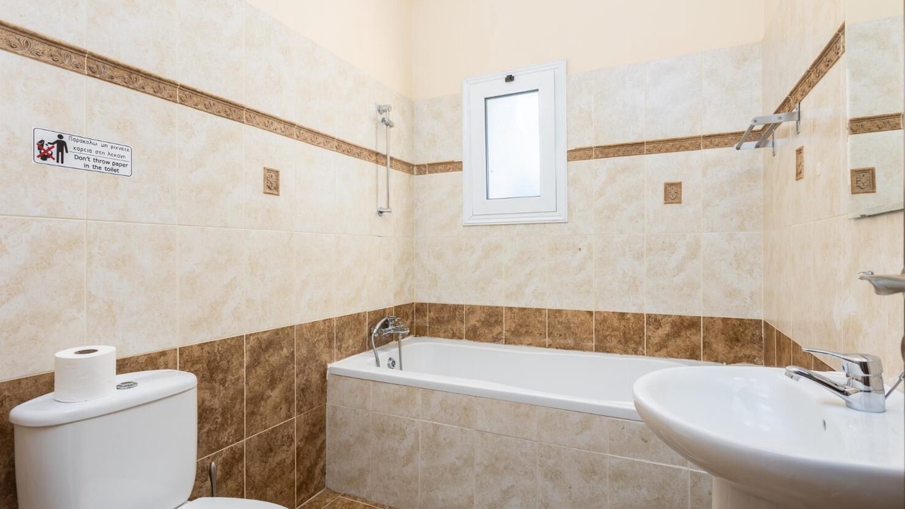 Photo of Bathroom in Argaka