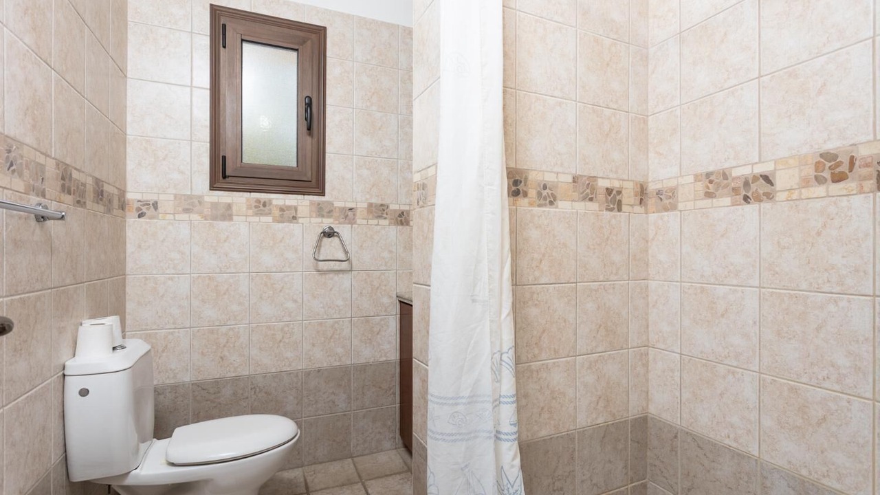 Photo of Bathroom in Peristerona