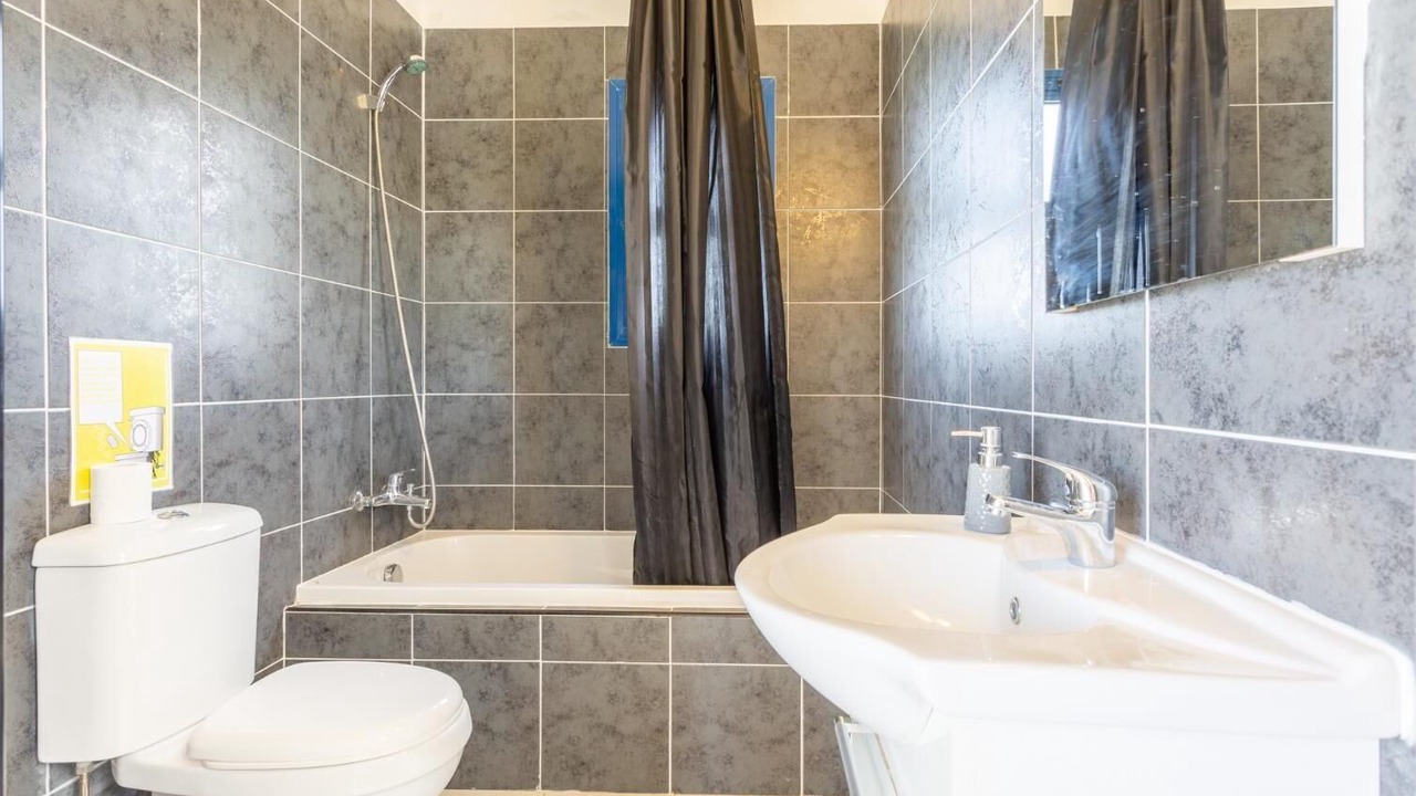 Photo of Bathroom in Polis