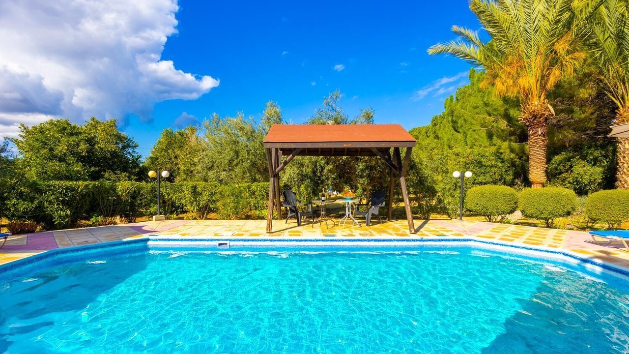 Photo of Outdoor in Polis