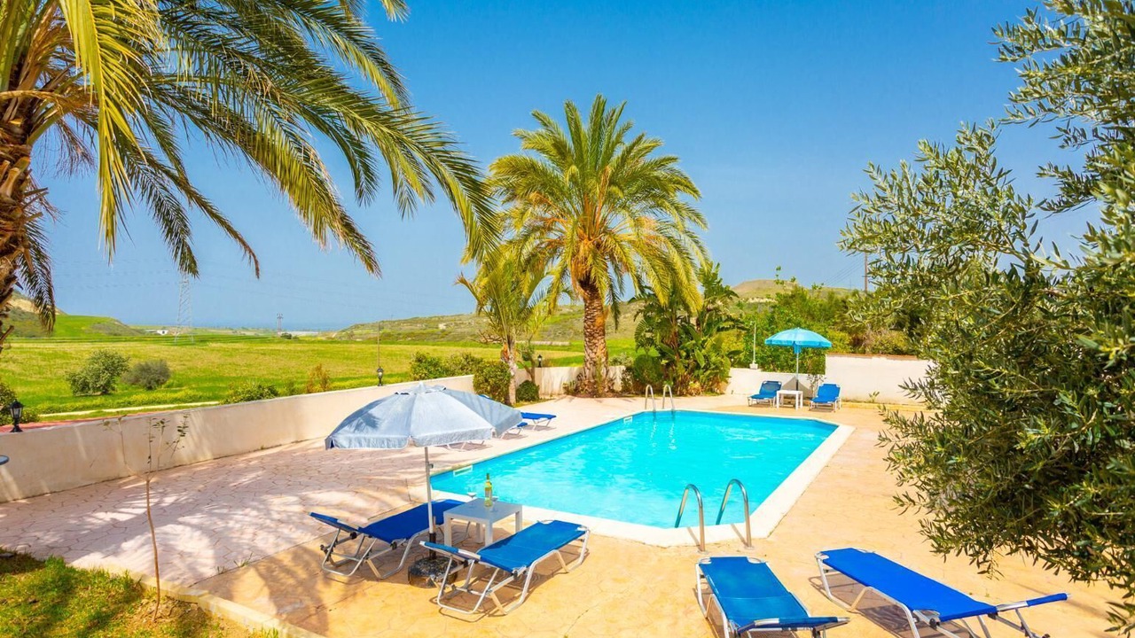 Photo of Outdoor in Polis