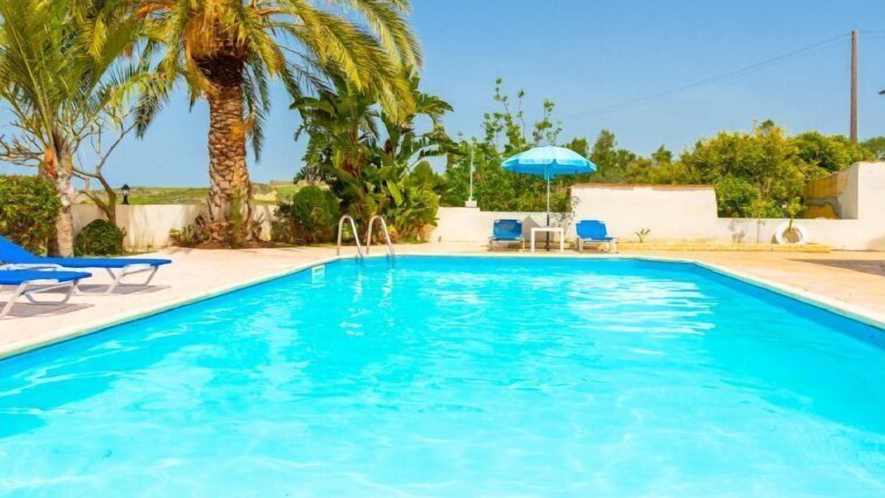 Photo of Outdoor in Polis