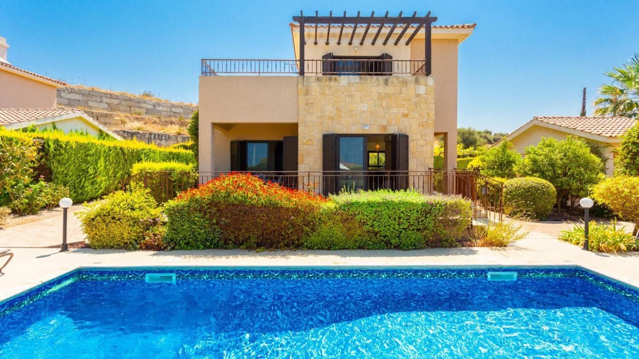 Photo of Outdoor in Latsi