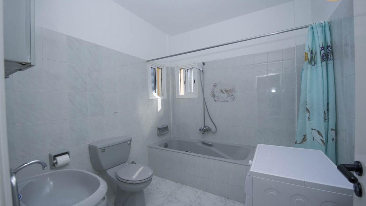 Photo of Bathroom in Prodromi