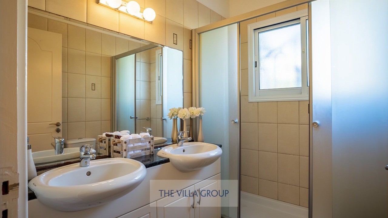 Photo of Bathroom in Polis