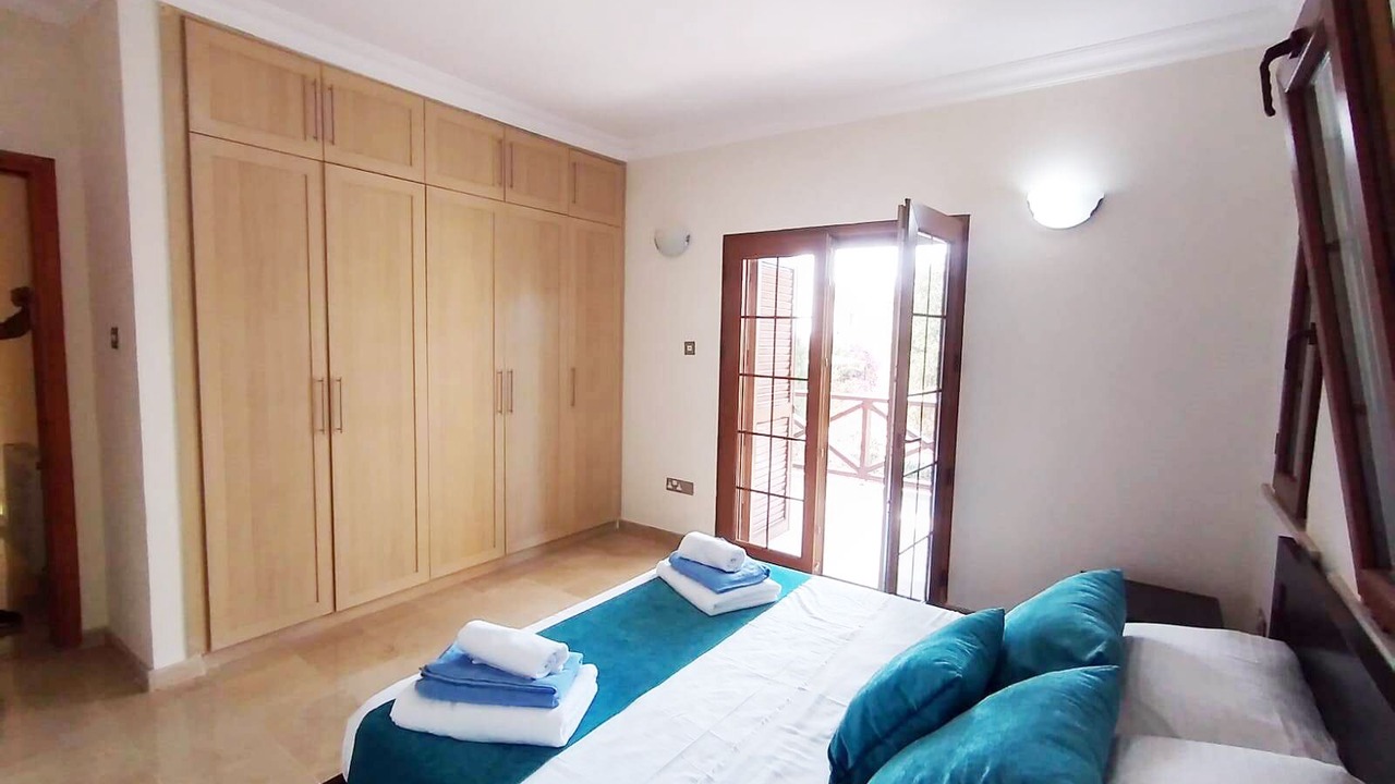 Photo of Bedroom in Esentepe