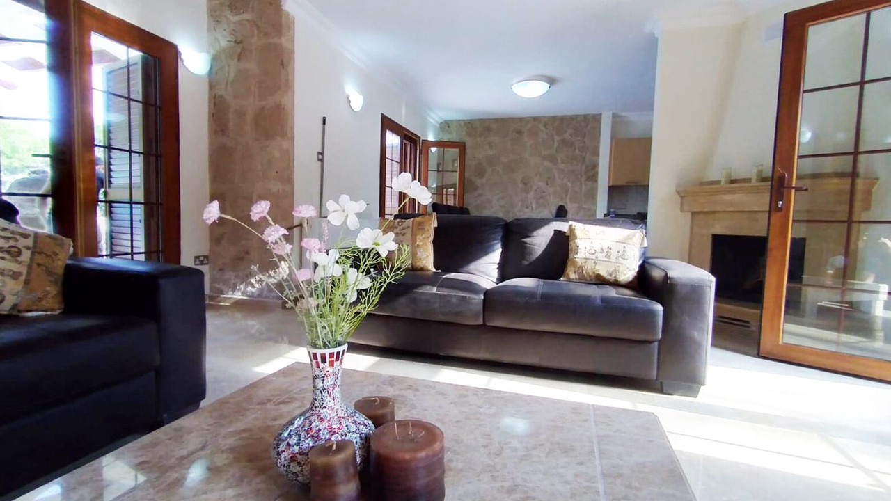 Photo of Livingroom in Esentepe
