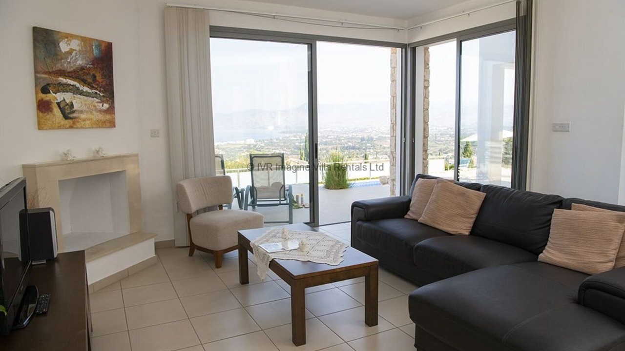 Photo of Livingroom in Latchi
