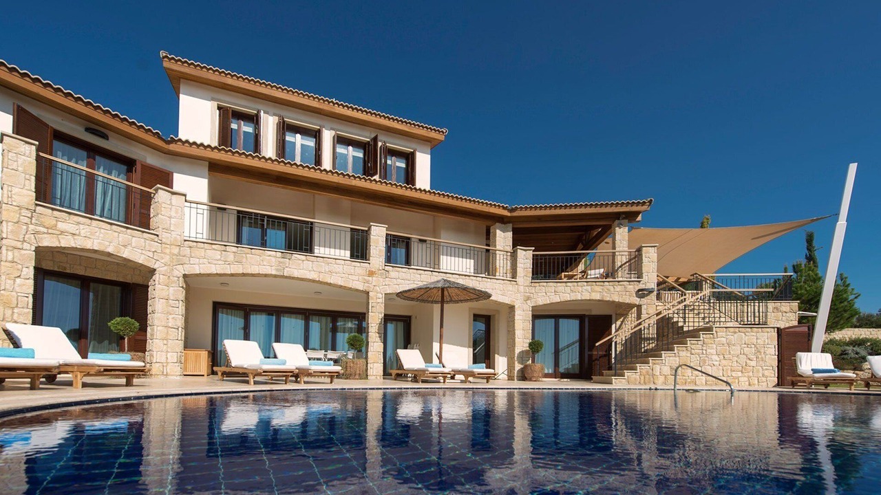 Photo of Others in Aphrodite Hills