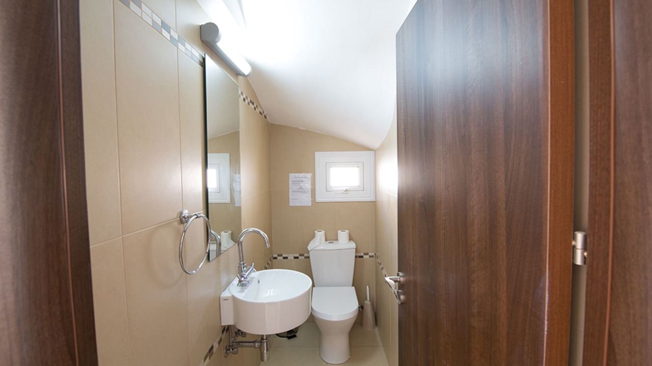 Photo of Bathroom in Pernera