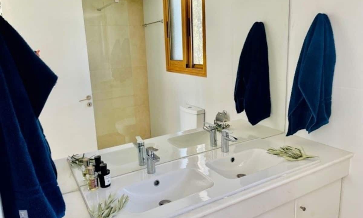 Photo of Bathroom in Argaka