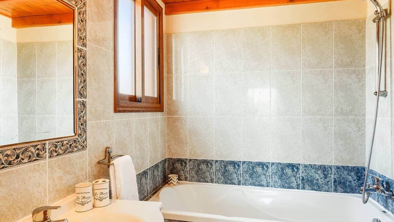 Photo of Bathroom in Pegeia