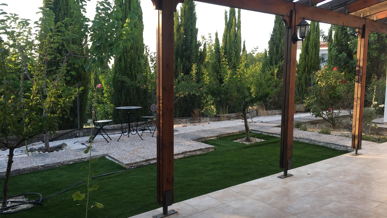 Photo of Patio Balcony in Tsada