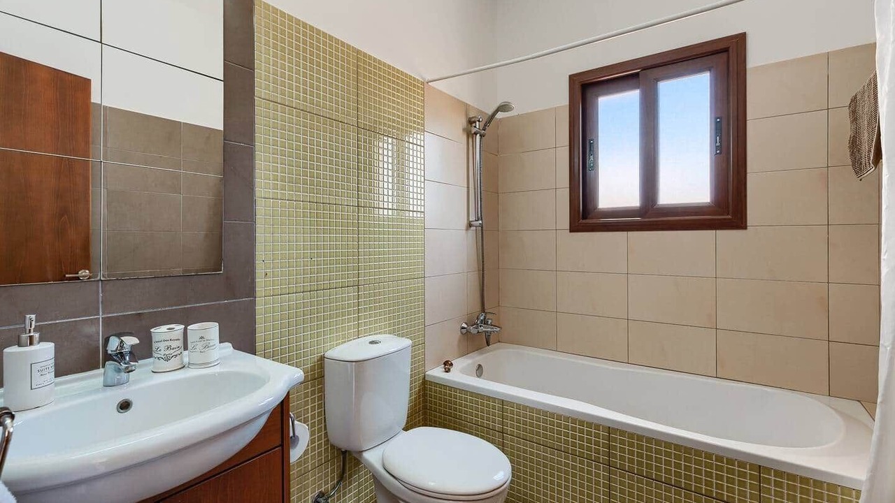 Photo of Bathroom in Pegeia
