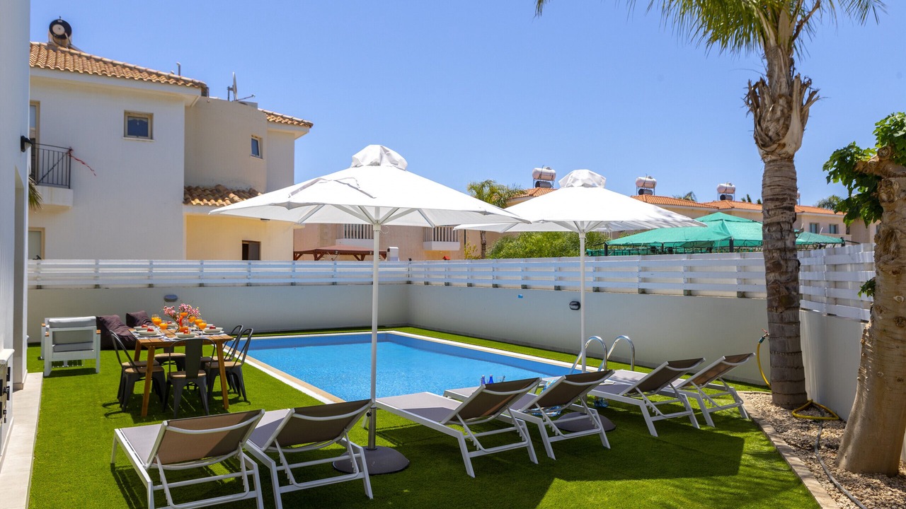 Photo of Outdoor in Pernera