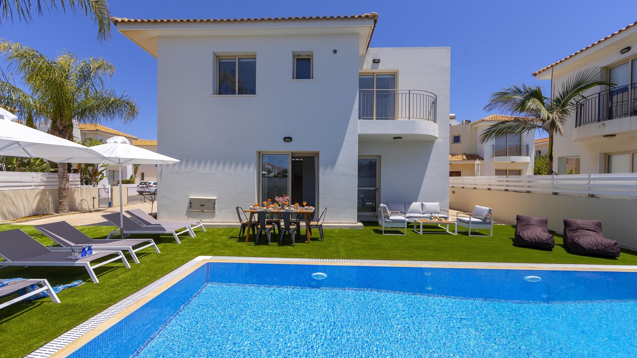 Photo of Outdoor in Pernera