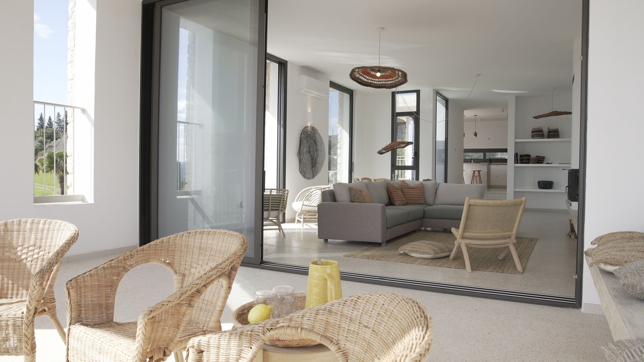 Photo of Patio Balcony in Pano Akourdalia