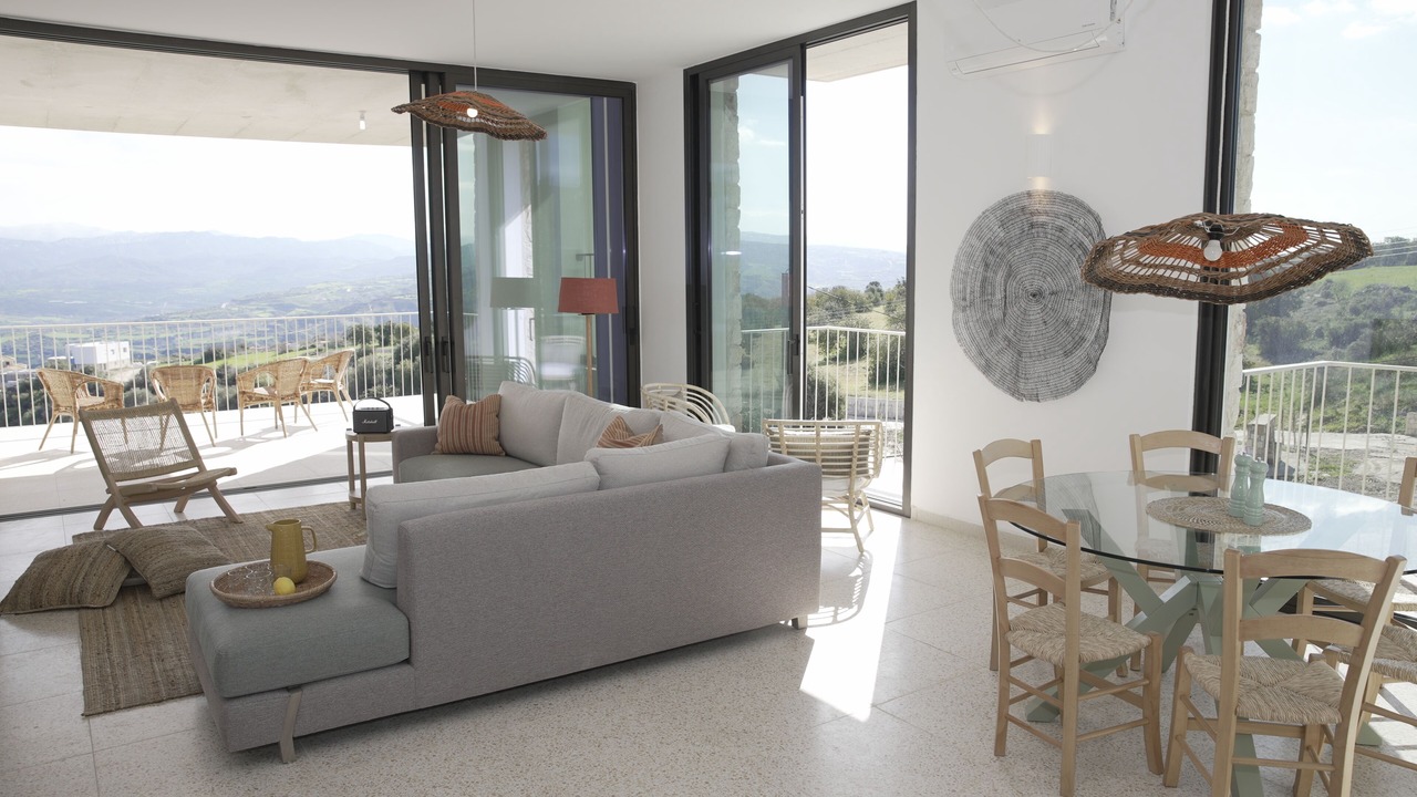 Photo of Livingroom in Pano Akourdalia