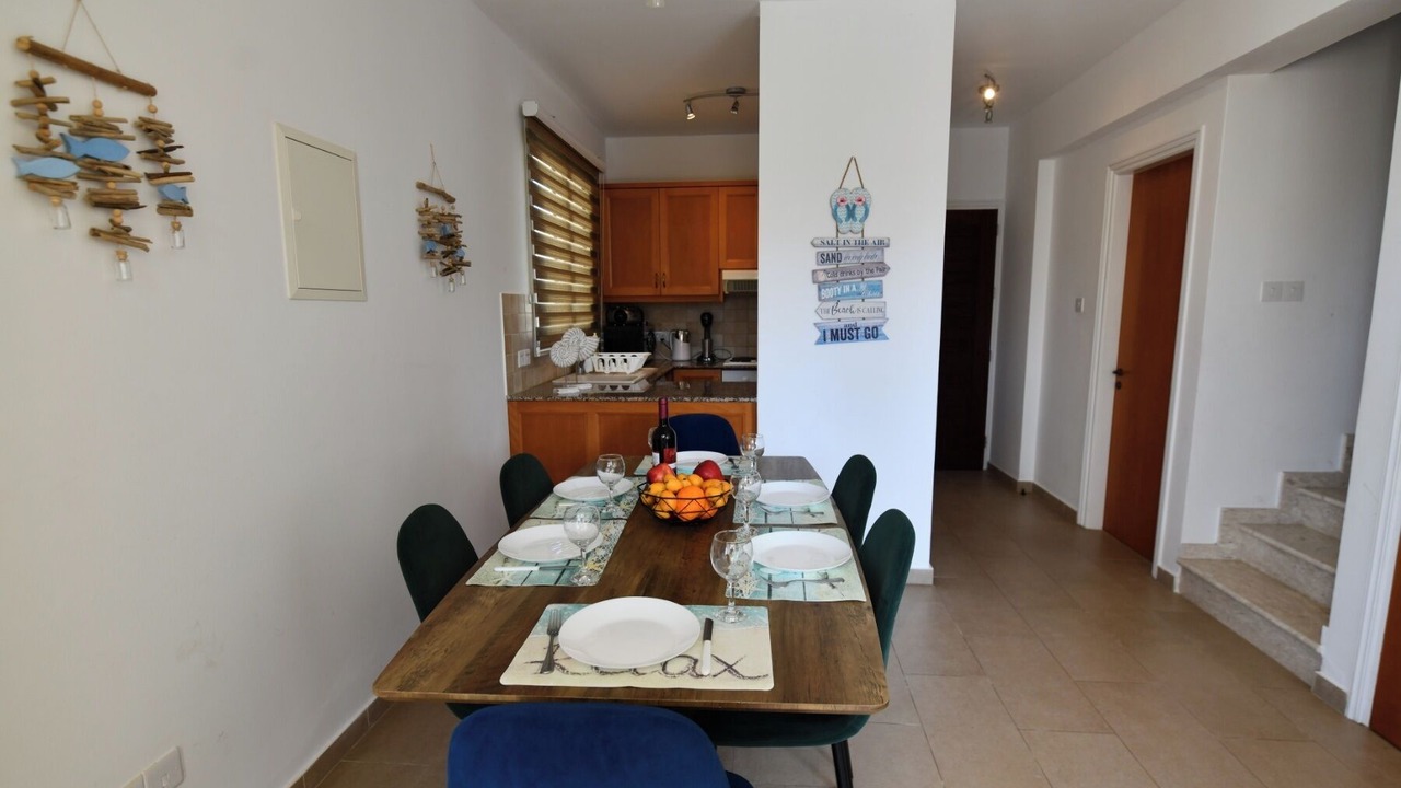 Photo of Others in Pernera